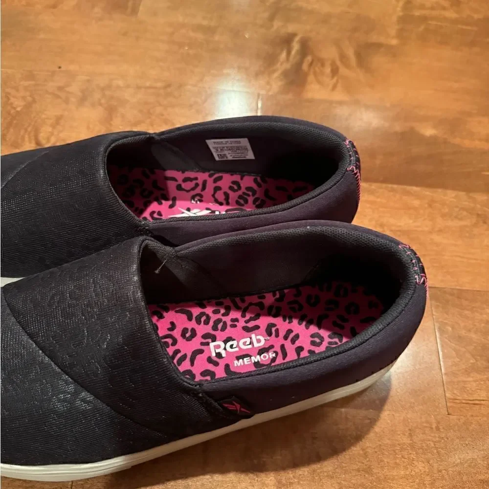 Woman’s rebook slip on shoes